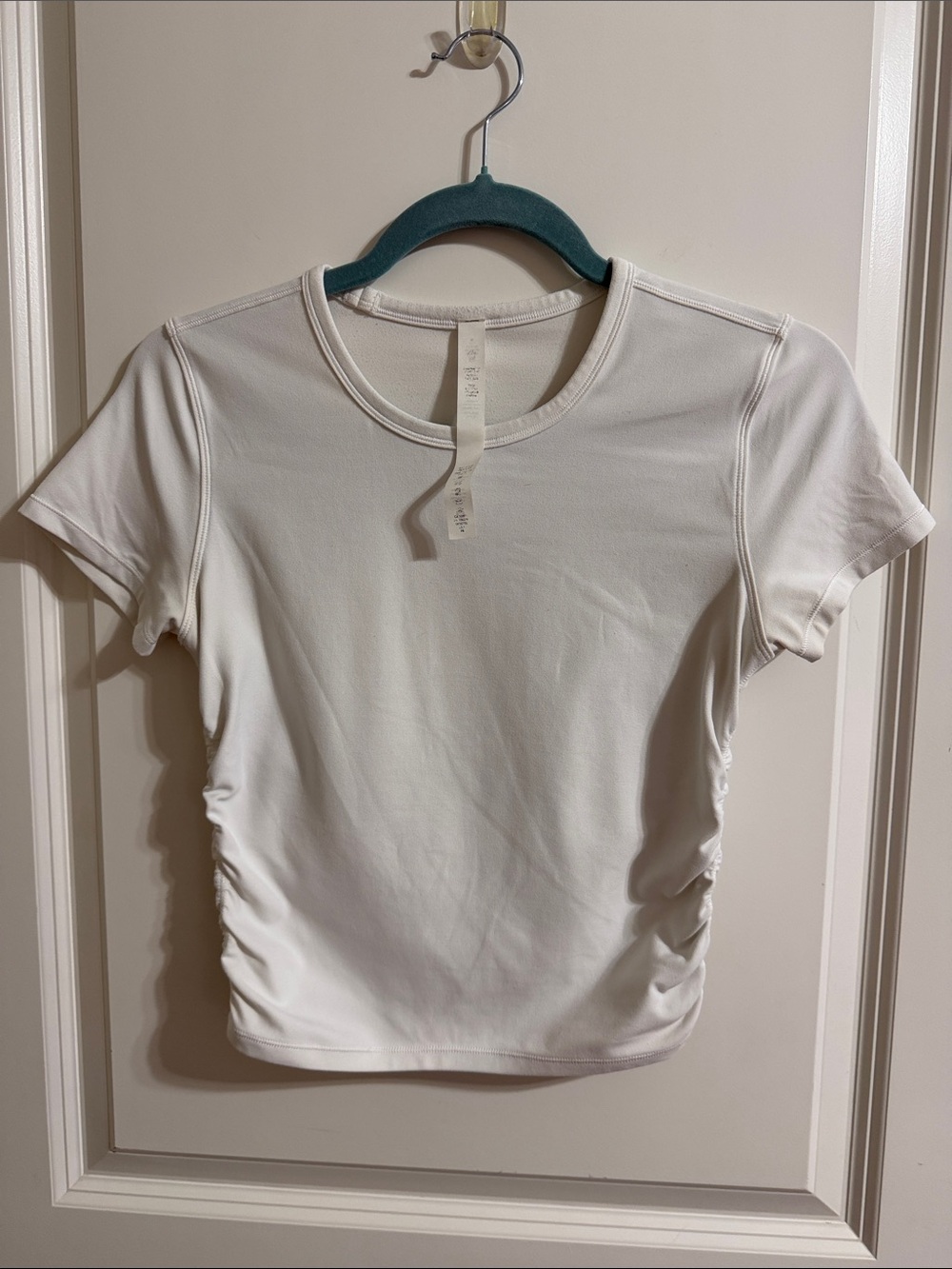 Lululemon White Ruched Short Sleeve Top cropped athletic size 4 xs